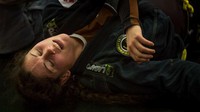 Ketika aku pertama kali menekuni jiu-jitsu, aku adalah satu-satunya wanita di tempat latihan. Tidak ada yang mengistimewakan diriku, dan aku bertekad untuk menjadi sekuat para pria yang ada, ucapnya. (Foto: Jane Cowan/ABC Australia) 