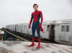 Mengintip Aksi Spider-Man di Balik Layar