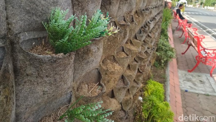 Fasum Bantuan CSR di Wilayah Trenggalek Rusak