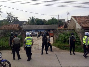 Biayai Aksi, Jaringan JAD Cianjur Berencana Rampok Toko Bangunan