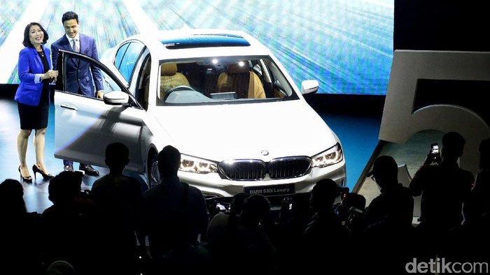 BMW Seri 5 Cocok untuk Mobil Pejabat?