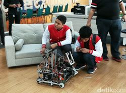 WowWi, Robot Buatan Anak Madrasah yang Bertarung di Amerika