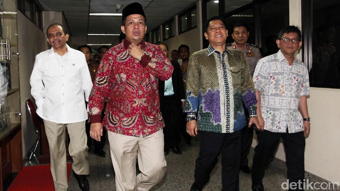 Fahri Ingin Pansus Angket KPK dan Kejagung Kerja Sama