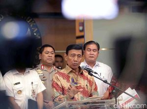 Wiranto: Pilih 1-2 Ormas Dibubarkan atau Indonesia yang Bubar?