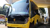 Molina UI–EV Bus diluncurkan di acara Dies Natalis Fakultas Teknik UI ke-52. Kendaraan listrik ini dikembangkan oleh Tim Mobil Listrik Nasional UI (Molina UI). Pool/UI.