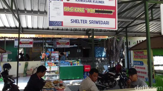 Pemkot Segel 35 Kios Shelter Sriwedari Solo