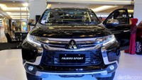 Di balik membludaknya pesanan akan Mitsubishi Xpander, rupanya Pajero Sport menjadi salah satu korban. Mitsubishi menggunakan line produksi Pajero Sport lokal demi menggenjot produksi Xpander. Foto: Khairul Imam Ghozali
