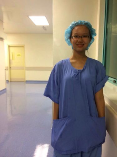 Inspiratif, Gadis Cantik yang Jadi Dokter Termuda di Usia 19