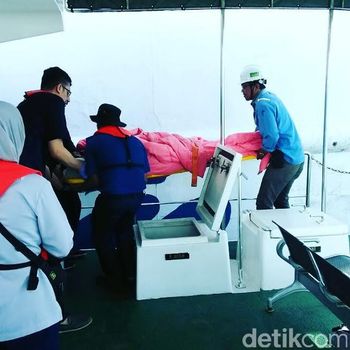 Kondisi Pasien Korban Kapal Terbakar/
