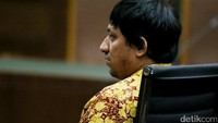 Jaksa menjelaskan, uang tersebut diterima Fahd dari Abdul Kadir Alaydrus selaku Direktur PT Sinergi Pustaka Indonesia. Fahd melalui Zulkarnain Jabbar, yang kala itu menjabat anggota Badan Anggaran (Banggar) DPR, memenangkan perusahaan Abdul Kadir dalam proyek penggandaan Al-Quran di Kemenag.