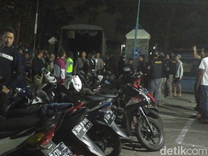 Polisi Cari Tahu Motif Penyerangan Kampus Unisba oleh Oknum Bobotoh
