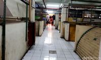 Blok G Pasar Tanah Abang Sepi