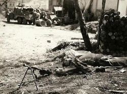 Kengerian Perang Dunia II Dalam Bidikan Kamera Jenderal