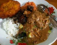 Nasi pecel Ramidjan yang enak untuk makan siang.