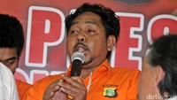 Pelaku utama pembacokan ahli IT Hermansyah, Laurens Paliyama mengaku menyesal atas perbuatannya. Ia pun menyampaikan permintaan maafnya untuk keluarga korban.