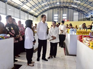 Presiden Jokowi Resmikan Pasar Maros Baru
