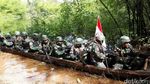 Foto: Patroli Tentara Perbatasan di Pedalaman Papua