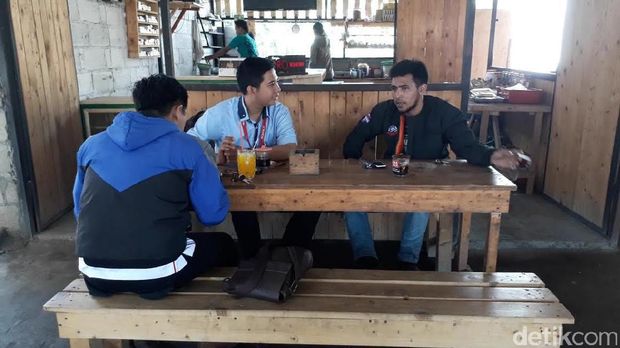 Suasana Kafe Hore usai Firman meninggal
