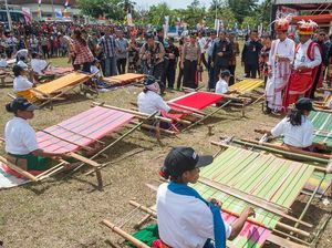 Ini yang Membuat Tenun Ikat Sumba Begitu Spesial