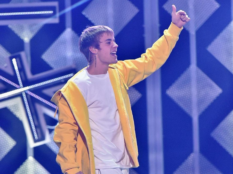 Please! Jangan Tuntut Justin Bieber soal Musik Please! Jangan Tuntut Justin Bieber soal Musik