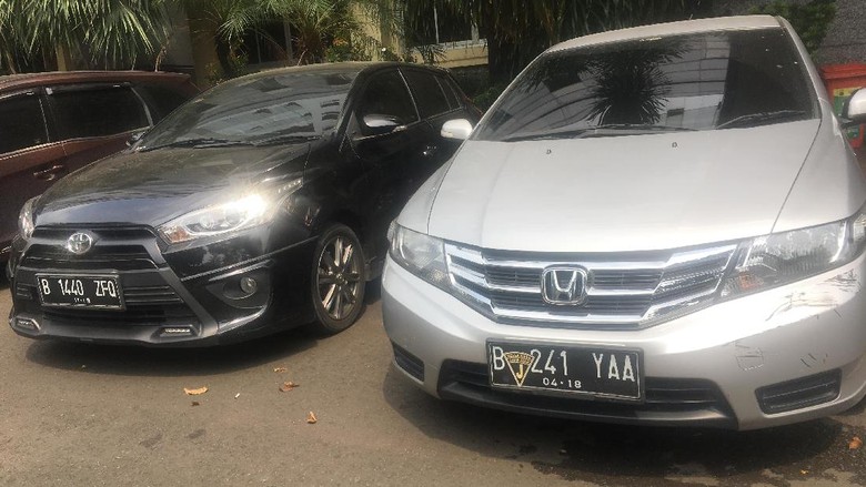 Polisi Amankan 2 Mobil Pembacok Ahli IT Hermansyah Polisi Amankan 2 Mobil Pembacok Ahli IT Hermansyah