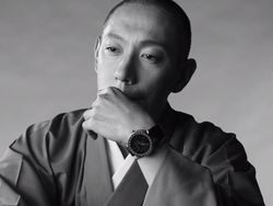 Miranda Kerr Jadi Duta Smartwatch Mewah