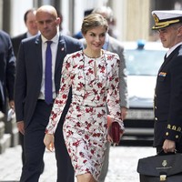 Ratu Letizia menghadiri presentasi tentang pencalonan Warisan Dunia Unesco dari Lanskap Budaya Risco Caido dan Espacios Sagrados de Montana de Gran Canaria di Casa de Colon pada tanggal 24 April 2017 di Las Palmas de Gran Canaria, Spanyol. (Foto: Carlos Alvarez / Getty Images)