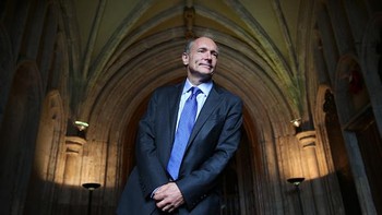 Tim Berners Lee adalah ilmuwan kelahiran Inggris 63 tahun lampau. Dia lulusan kampus sangat bergengsi, Oxford University. Foto: Getty Images