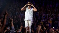 Justin Bieber menyebut pembatalan itu karena sebuah kondisi yang tak terduga. Foto: Getty Images