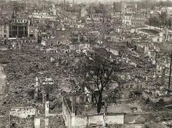 Kengerian Perang Dunia II Dalam Bidikan Kamera Jenderal