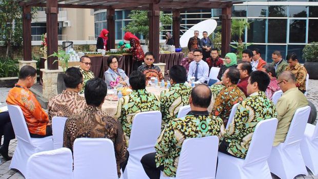 Sri Mulyani Datangi Kantor Pajak: Tak Ada Sarapan Pagi Gratis