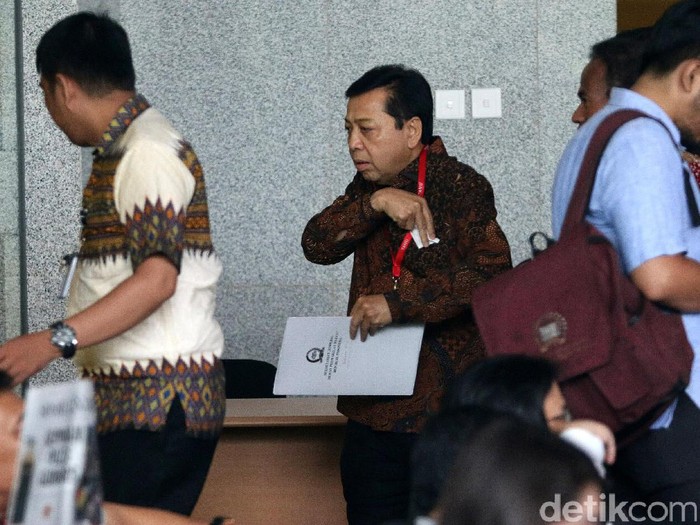 Novanto Tersangka, Fraksi Golkar di DPR Rapat Tertutup