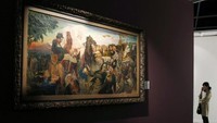 Lukisan S.Sudjojono Pasukan Kita yang Dipimpin Pangeran Diponegoro mencapai rekor lukisan termahal di Balai Lelang Sothebys Hong Kong pada April 2014 senilai Rp 85,7 miliar. Foto: AP/Kin Cheung