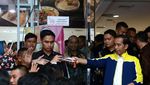 Foto: Jokowi dan Jaket-jaket yang Jadi Sorotan