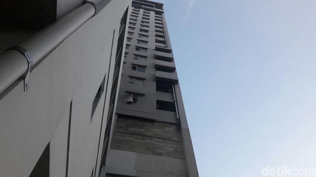 Pria tewas terjatuh di Apartemen The Suite Menteng Square, Jakarta Pusat.