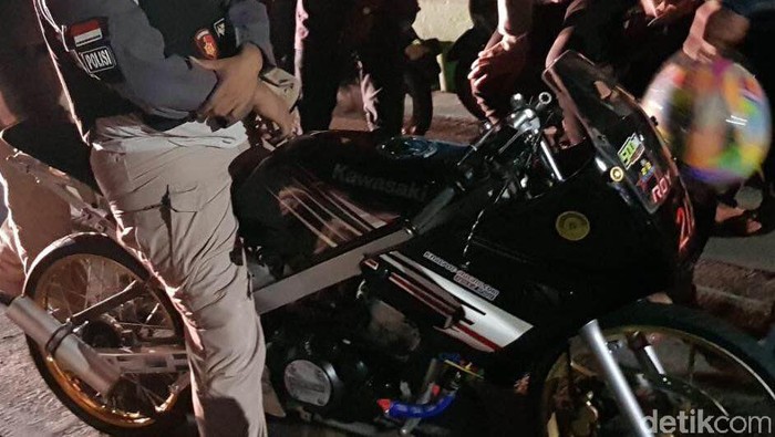 Polisi Sita 4 Motor Bodong Saat Bubarkan Balap Liar di Sunter