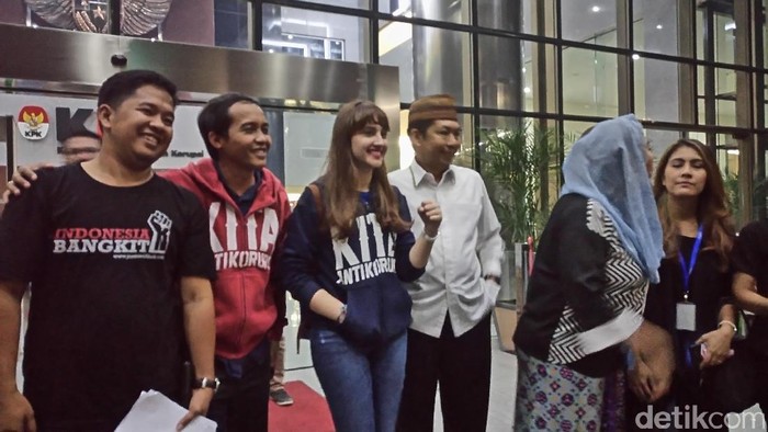 Dukung KPK, Tsamara Amany akan Orasi di Acara Poetry for Integrity
