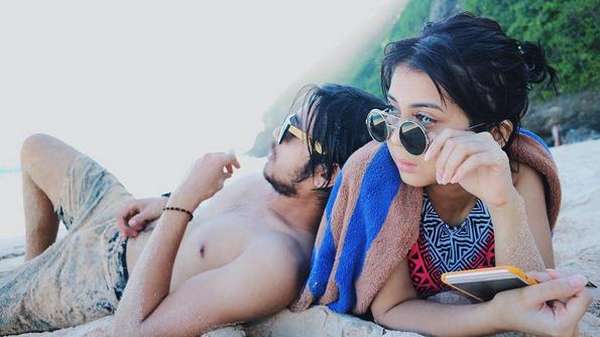Si Manis Kesha Ratuliu Si Manis Kesha Ratuliu