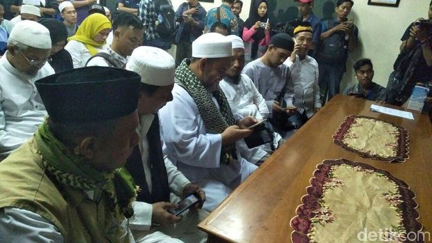Presidium Alumni 212 menyambangi Komnas HAM.