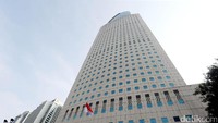  Wisma 46 menjulang dengan ketinggian 262 meter. Wisma 46 telah berdiri sejak tahun 1996 dan memiliki 50 lantai. Rengga Sancaya/detikFoto.