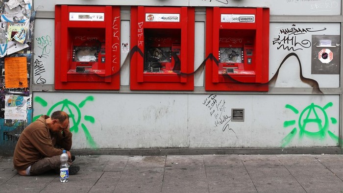 Selembar Kertas Selamatkan Pria AS yang Terjebak di Dalam ATM