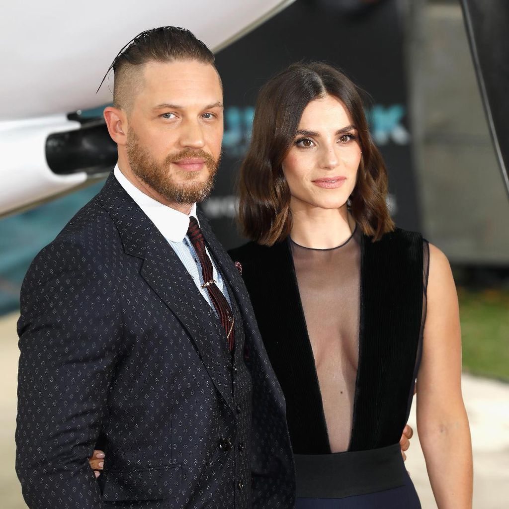 Kabar Bahagia, Tom Hardy Sambut Kehamilan Sang Istri