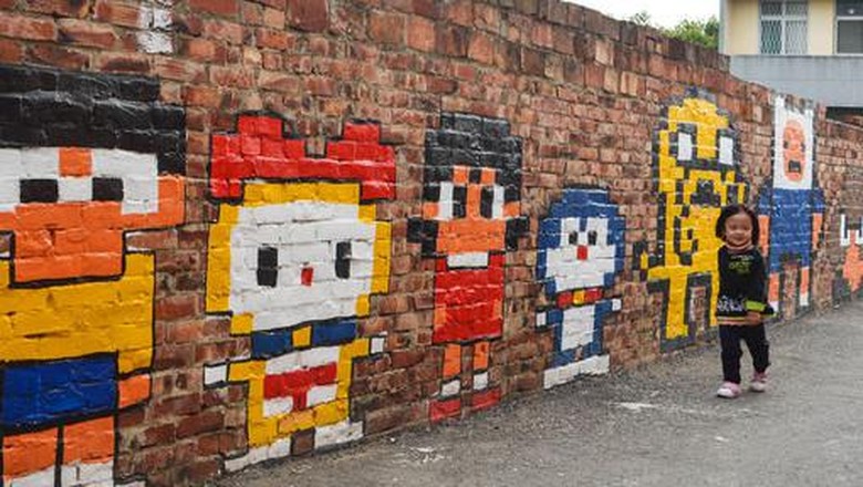 Jalan di Desa Ini Nggak Pakai Nomor Rumah, Tetapi Mural Lucu