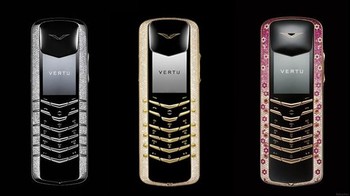 Harga yang disematkan ponsel ini beragam.