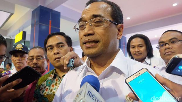 Menhub Tinjau Pelabuhan Laut Trisakti Banjarmasin