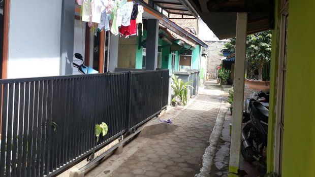 Aktifitas warga normal lagi setelah heboh dugaan aliran sesat yang diajarkan Elah.