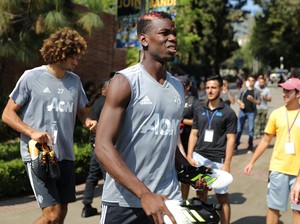 Pogba Menguap Saat Latihan, Ngantuk Atau Sekadar Bosan?