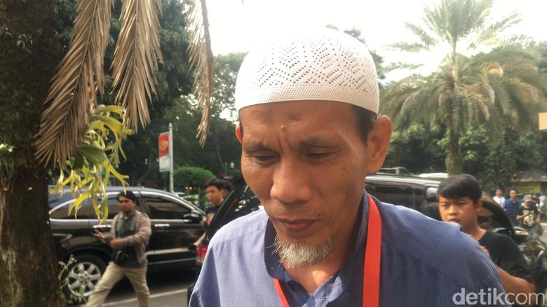 Polisi: Hidayat Pelapor Kaesang Ditahan karena Tidak Kooperatif Polisi: Hidayat Pelapor Kaesang Ditahan karena Tidak Kooperatif