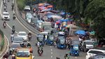 PKL Menjamur di Badan Jalan Kampung Melayu Besar