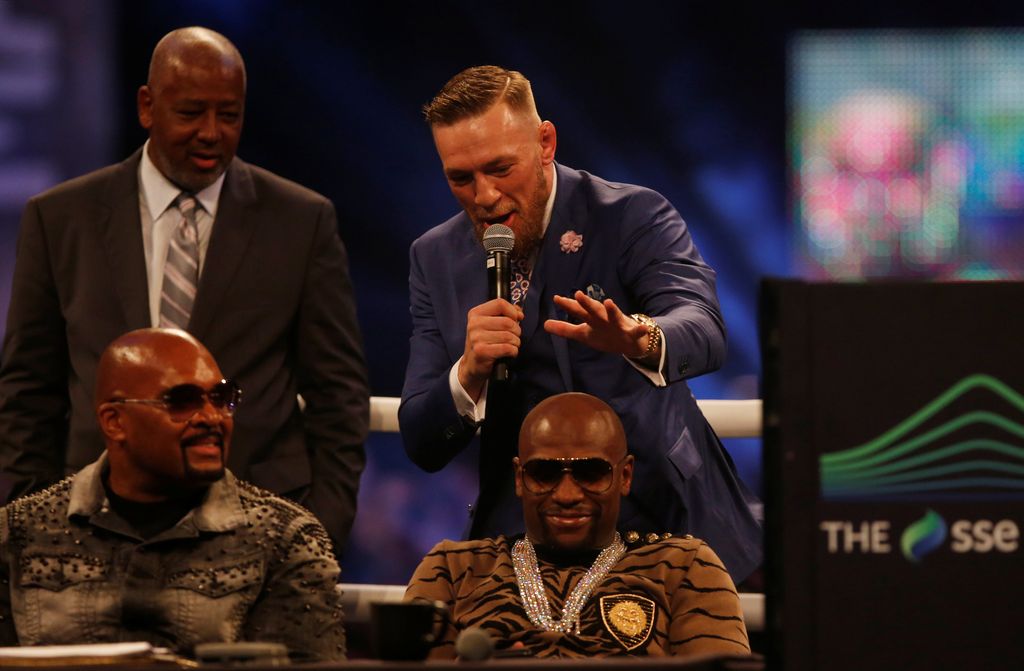 Conor McGregor yang adu bacot dengan Floyd Mayweather